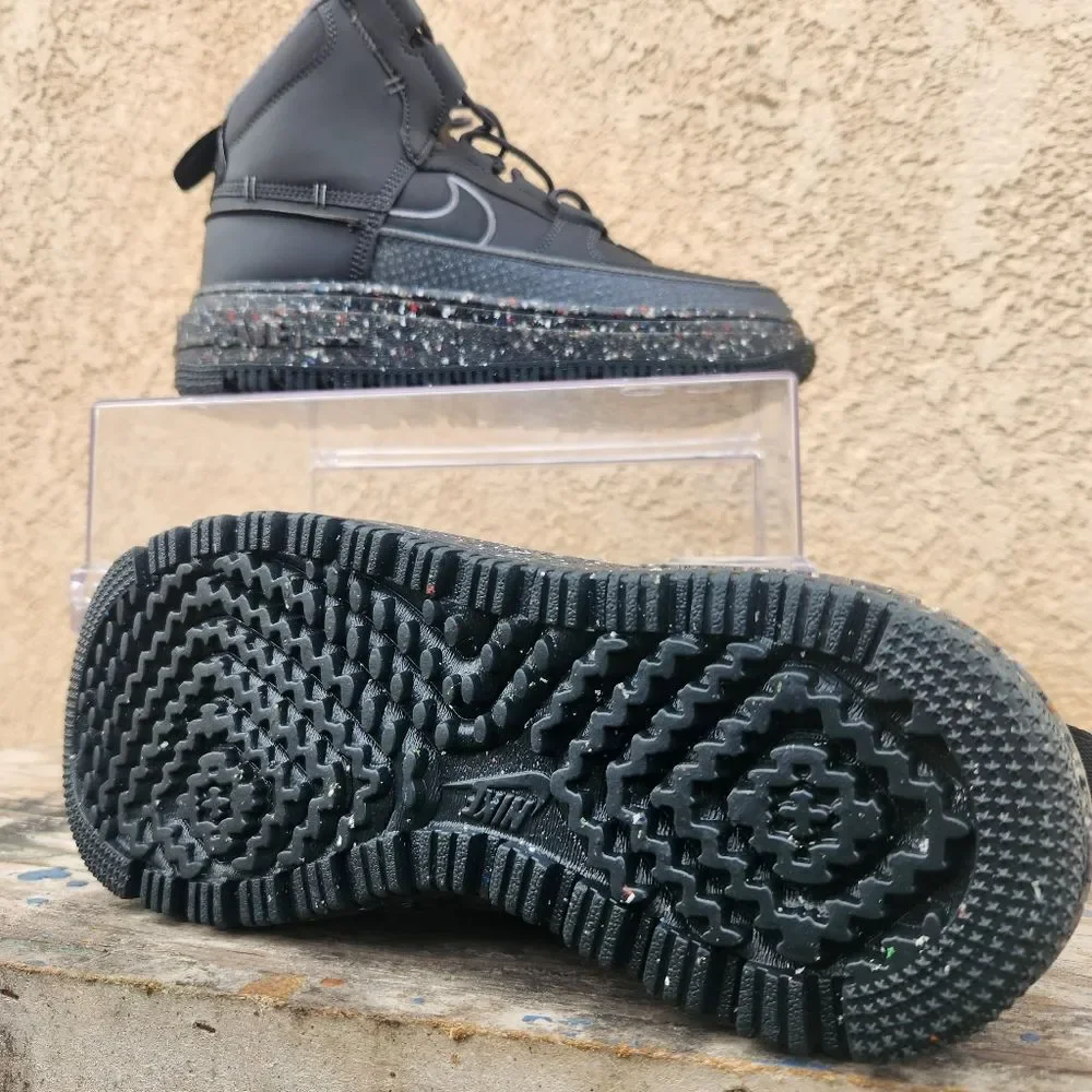 NIKE AIR FORCE 1 BOOT NN DARK SMOKE GREY-BLACK-SMOKE GREY [DD0747-001]